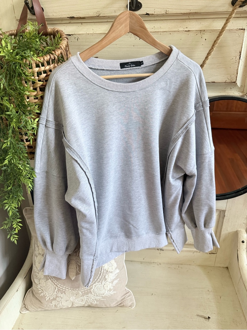 Review Light Gray Crewneck Sweater with Puff Sleeves